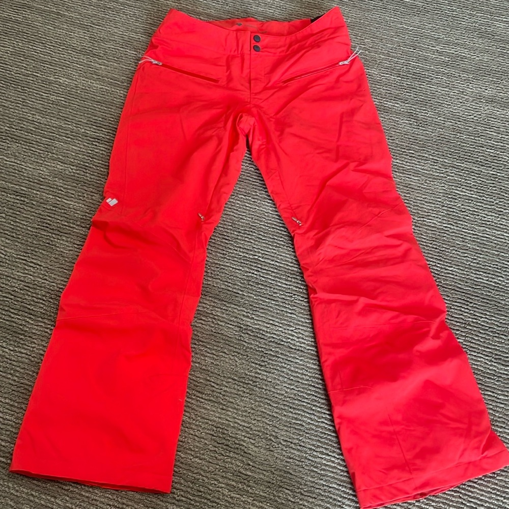 Size 12. Women’s pink snow pants. Curvy fit. Obermeyer